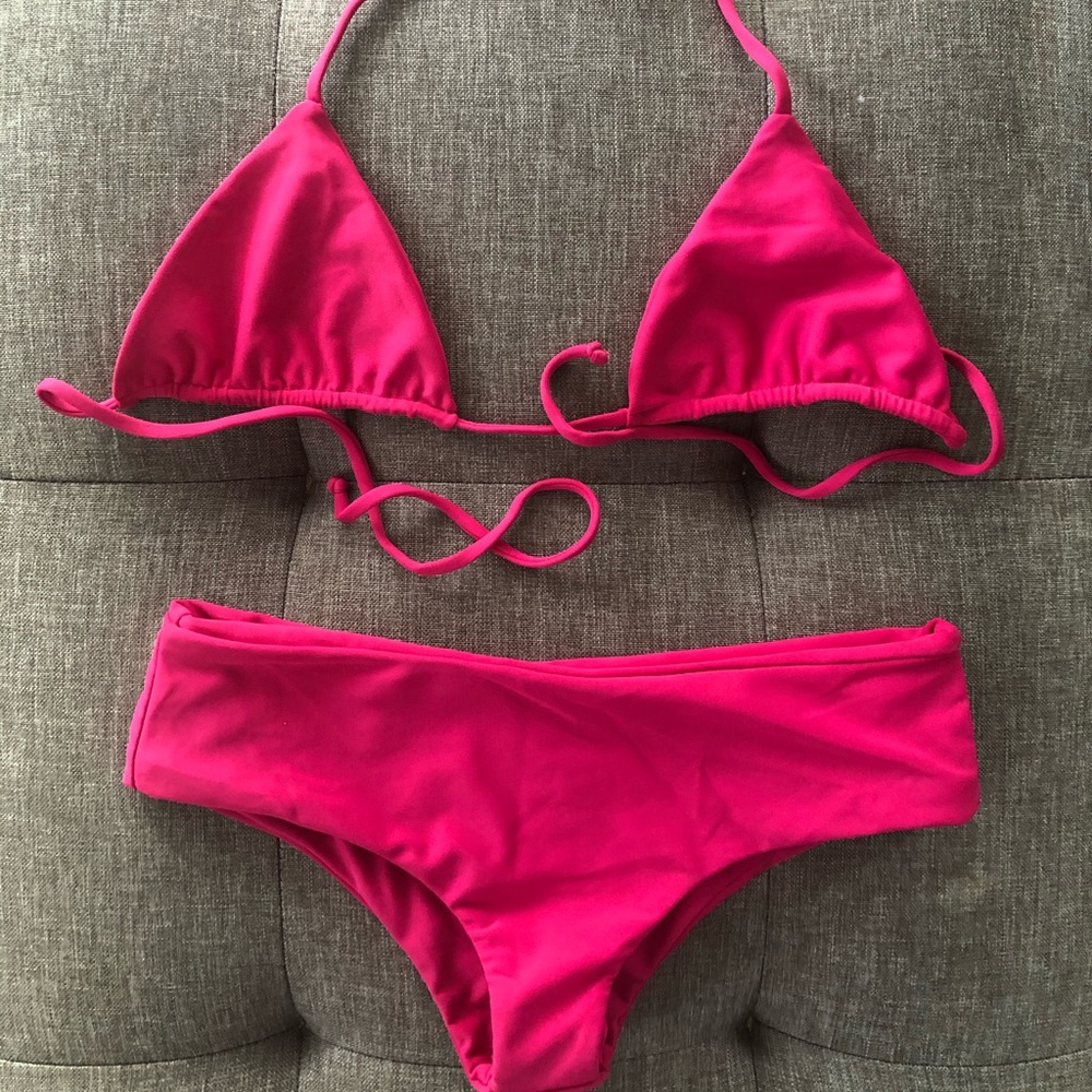 NWOT MIKOH String bikini top and cheeky bottoms
